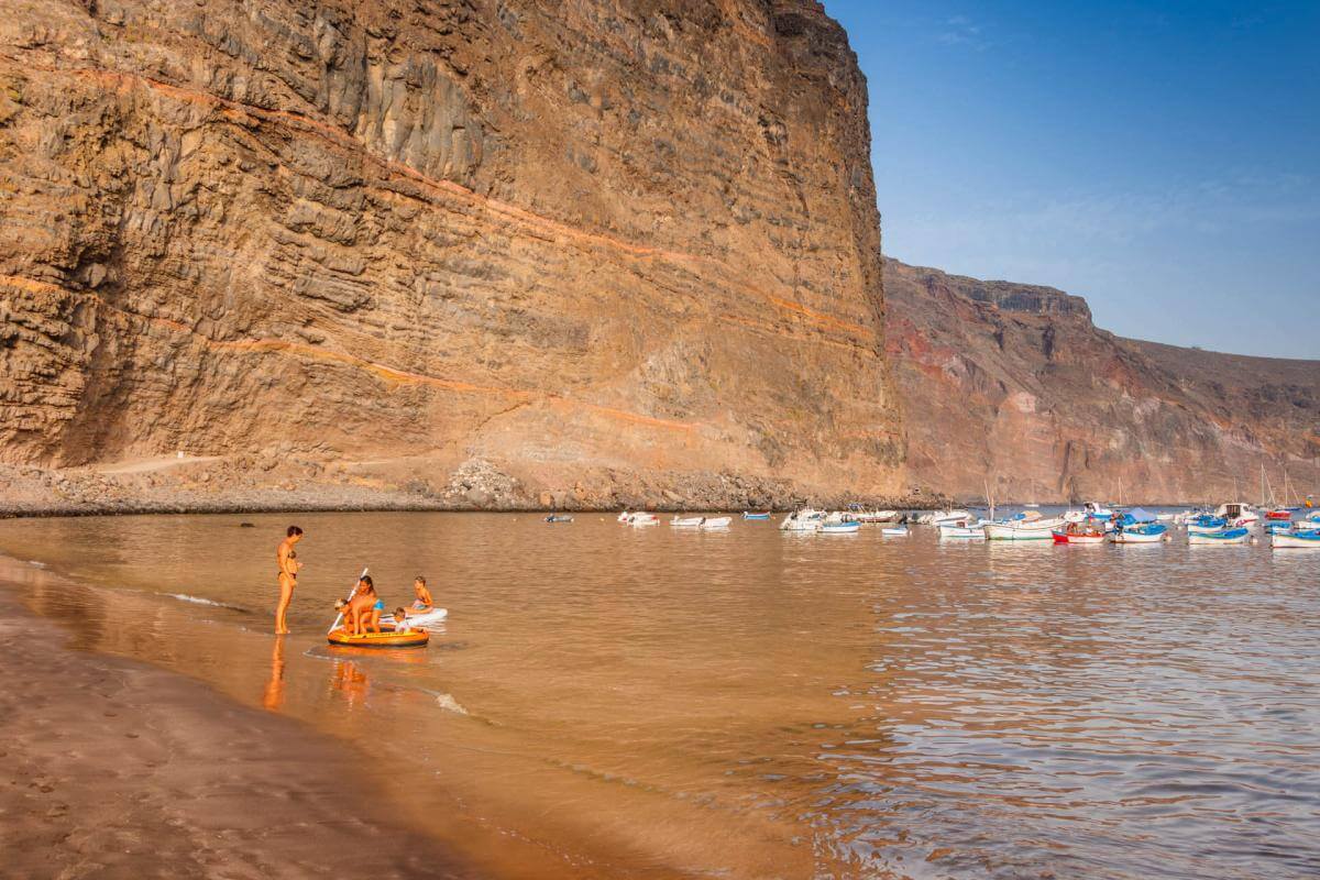 Acantilado-Playa-Las-Vueltas-La-Gomera