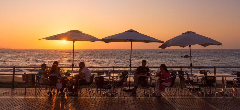 Playa de Las Canteras Populära stränder på Gran Canaria