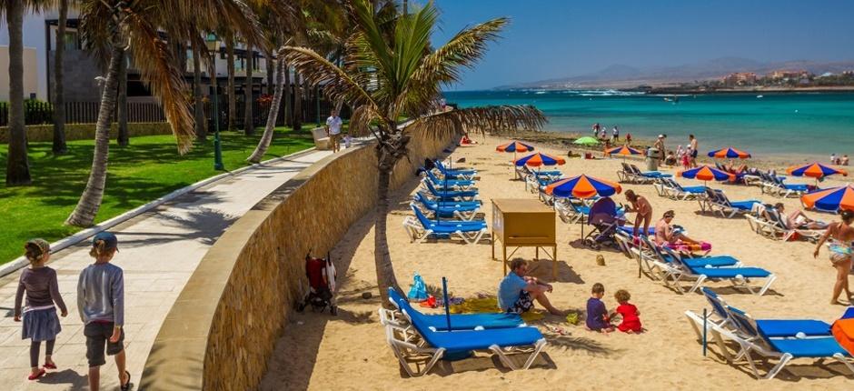 Playa de El Castillo Populära stränder på Fuerteventura