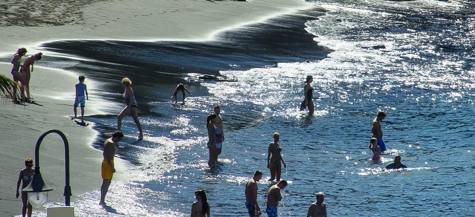 Playa de La Arena Populära stränder på Teneriffa