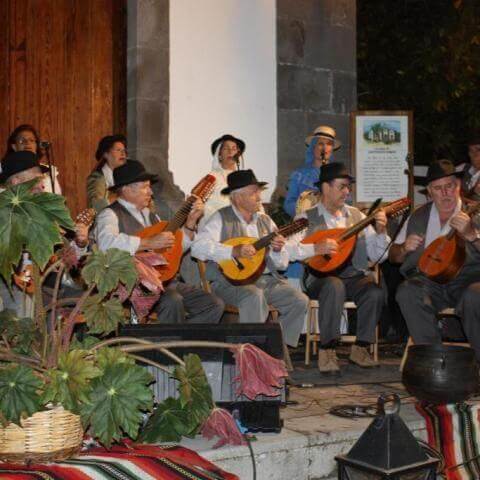 fiestas_manzana_folklore_0