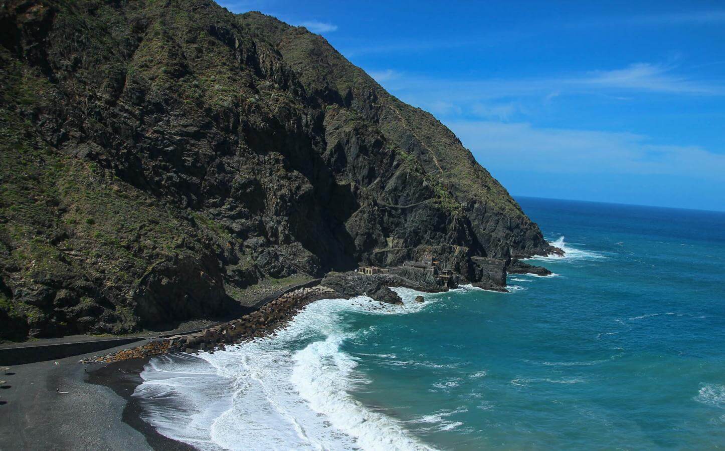 Playa-de-Vallehermoso-La-Gomera