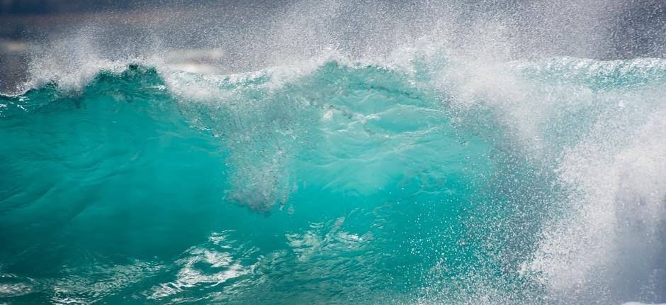 Surf en El Confital Spots de surf en Gran Canaria