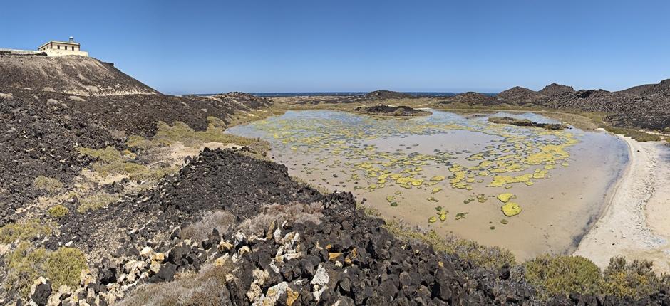 Den lilla ön Lobos + Vandringsleder på Fuerteventura
