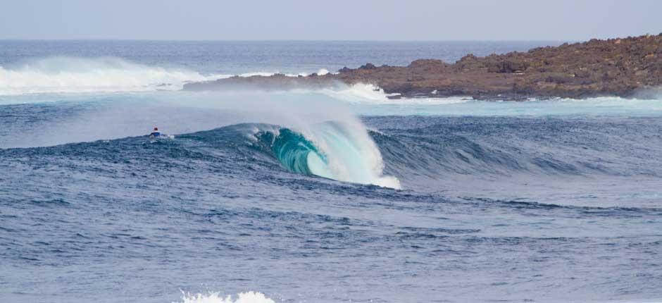 Surfear la izquierda de La Santa Spots de surf en Lanzarote