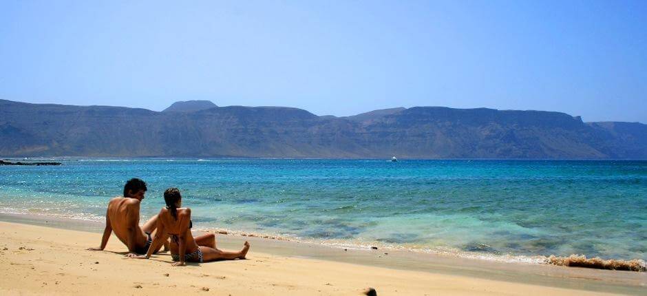 Playa La Francesa Populära stränder på Lanzarote